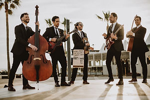 Roaming Wedding Band